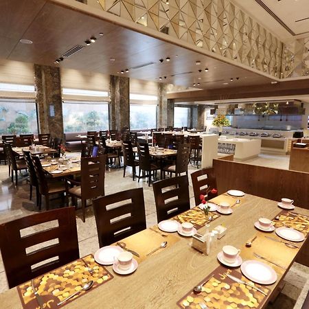 Hotel Madin Varanasi Eksteriør billede
