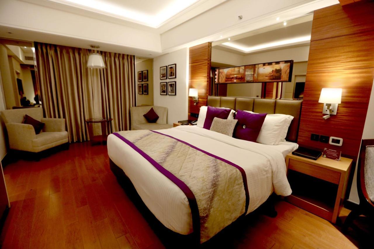 Hotel Madin Varanasi Eksteriør billede
